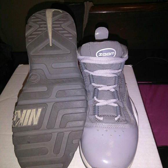 Sold  Nike Zoom - Picture 3 of 4